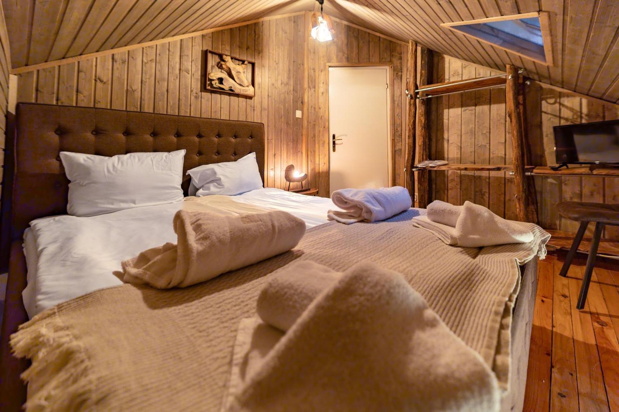 Villa Adis With Hot Pool & Jacuzzi By Bookvillabg Borovets Exterior foto